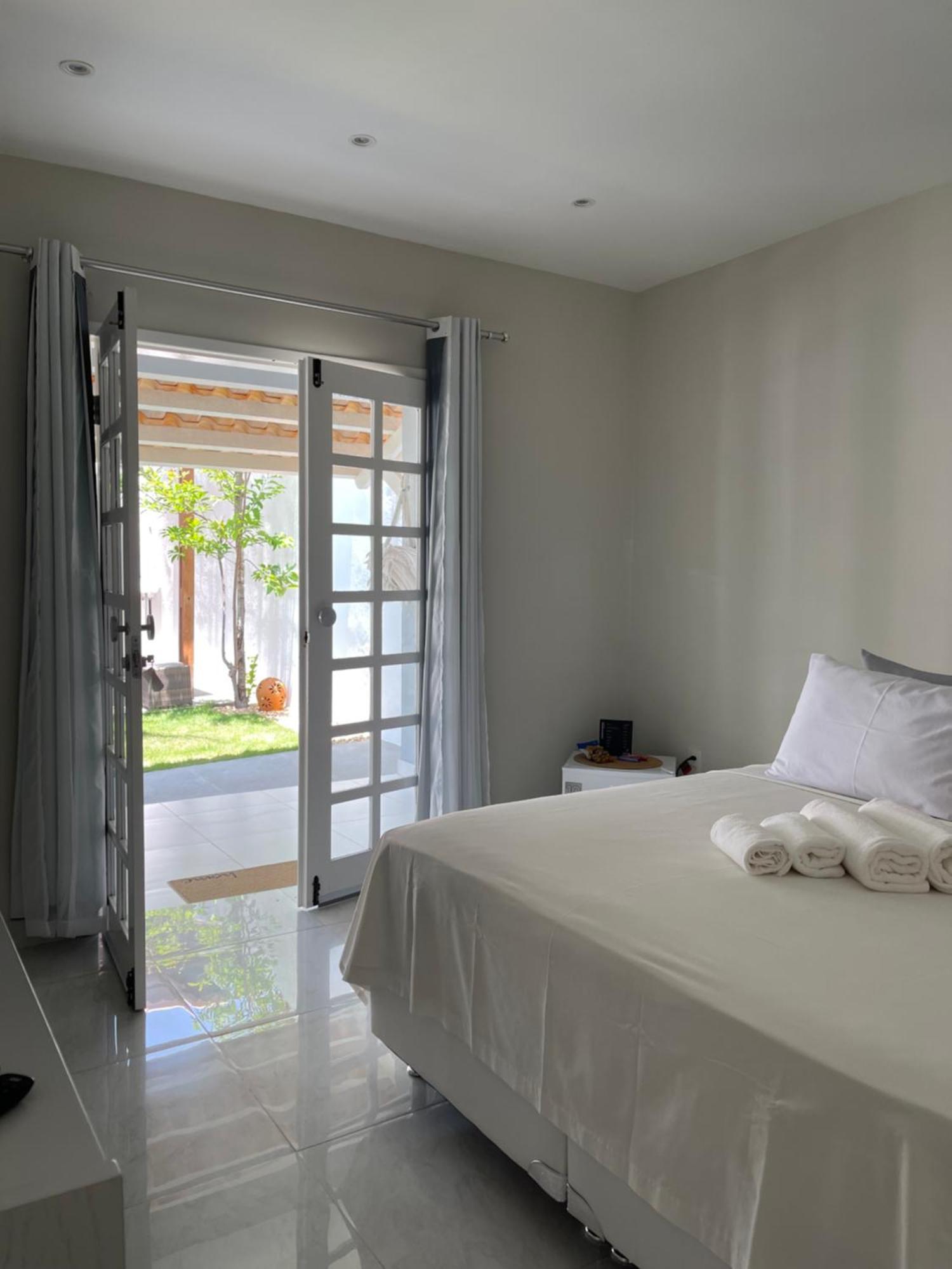 Charlotte House Hotel Canoa Quebrada Buitenkant foto