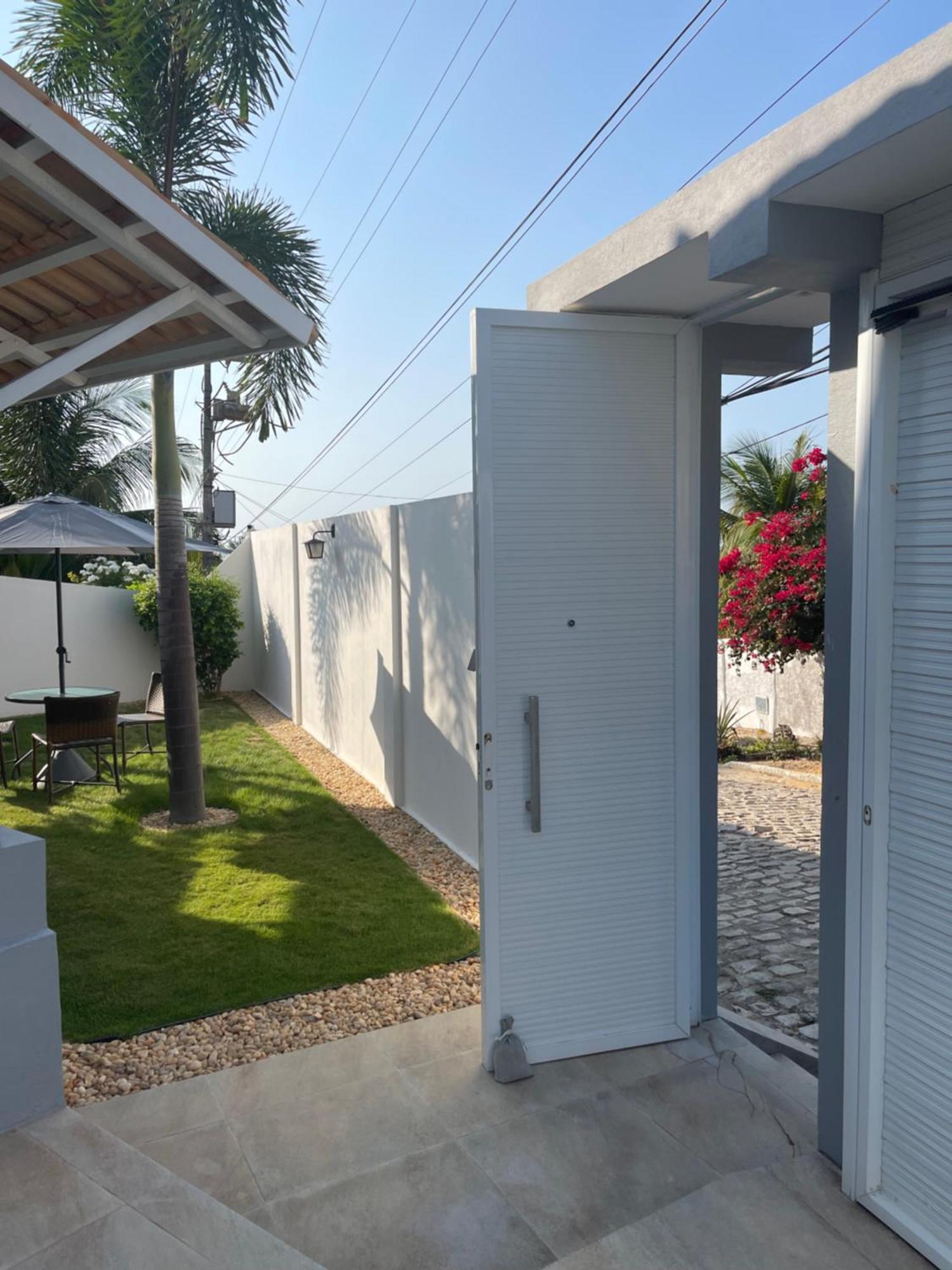 Charlotte House Hotel Canoa Quebrada Buitenkant foto